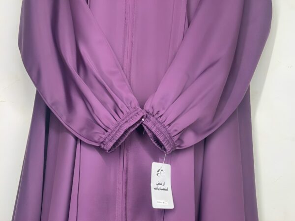 Zip Abaya (full flair) - Image 2